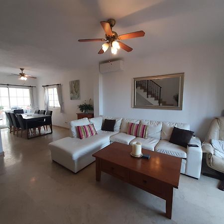 3 Bedroom Home With Amazing Views & Outdoor Spaces مانيلفا المظهر الخارجي الصورة