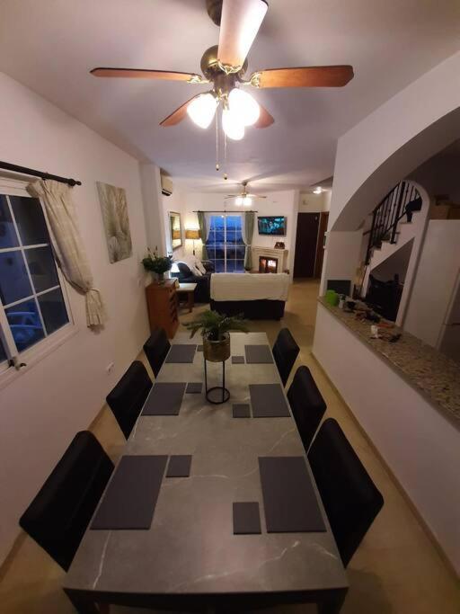 3 Bedroom Home With Amazing Views & Outdoor Spaces مانيلفا المظهر الخارجي الصورة