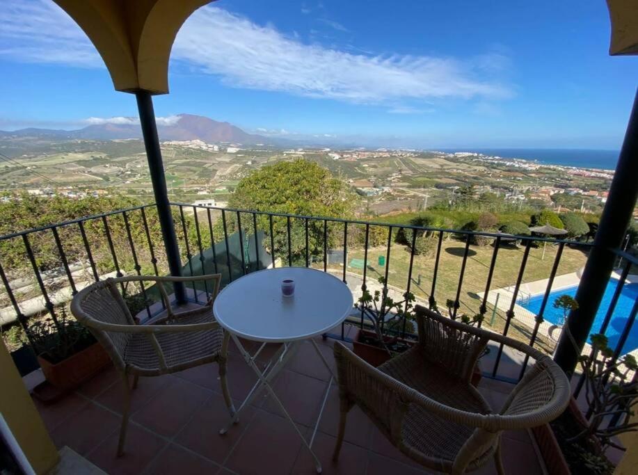 3 Bedroom Home With Amazing Views & Outdoor Spaces مانيلفا المظهر الخارجي الصورة